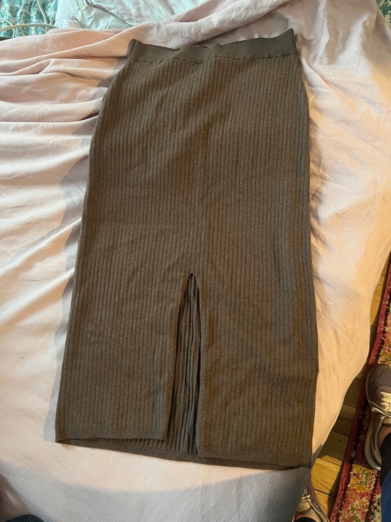 Free People Dresses & Skirts - Free People Olive Ribbed Pencil Skirt with Front Slit